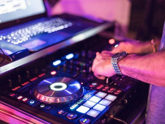 DJ or Wedding DJ